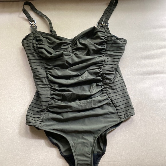 Prima Donna Other - NWOT prima Donna bathing suit